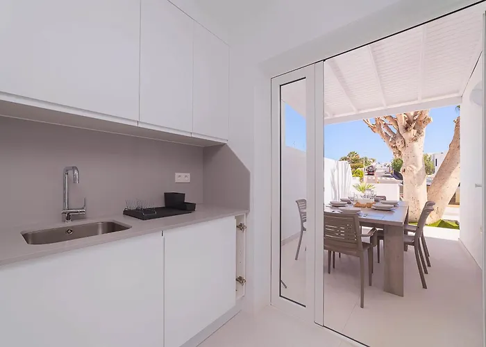 Nina Lanzarote Villa